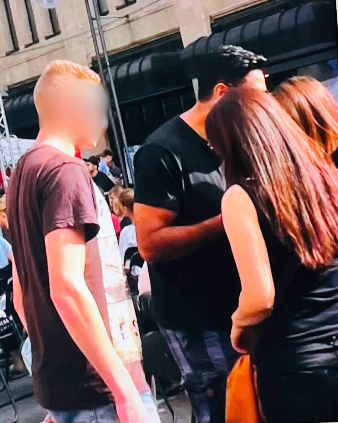 Flirtcoach Abdel hilft Männern, Frauen anzusprechen